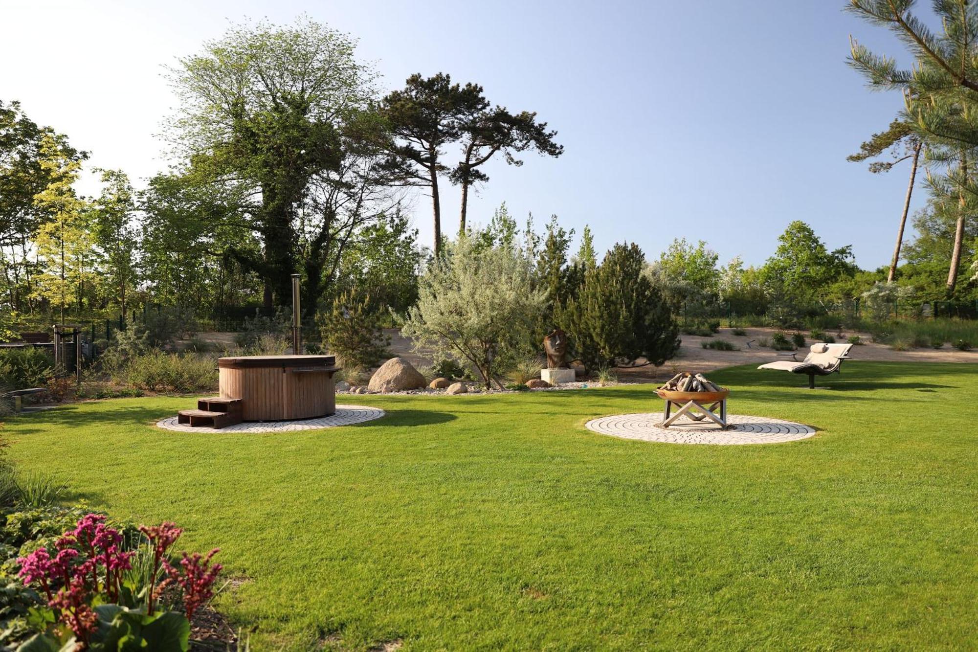 רוסטוק Villa Schmidt - Strandhaus Direkt Am Meer Mit Sauna, Sport Und Duenengarten II מראה חיצוני תמונה