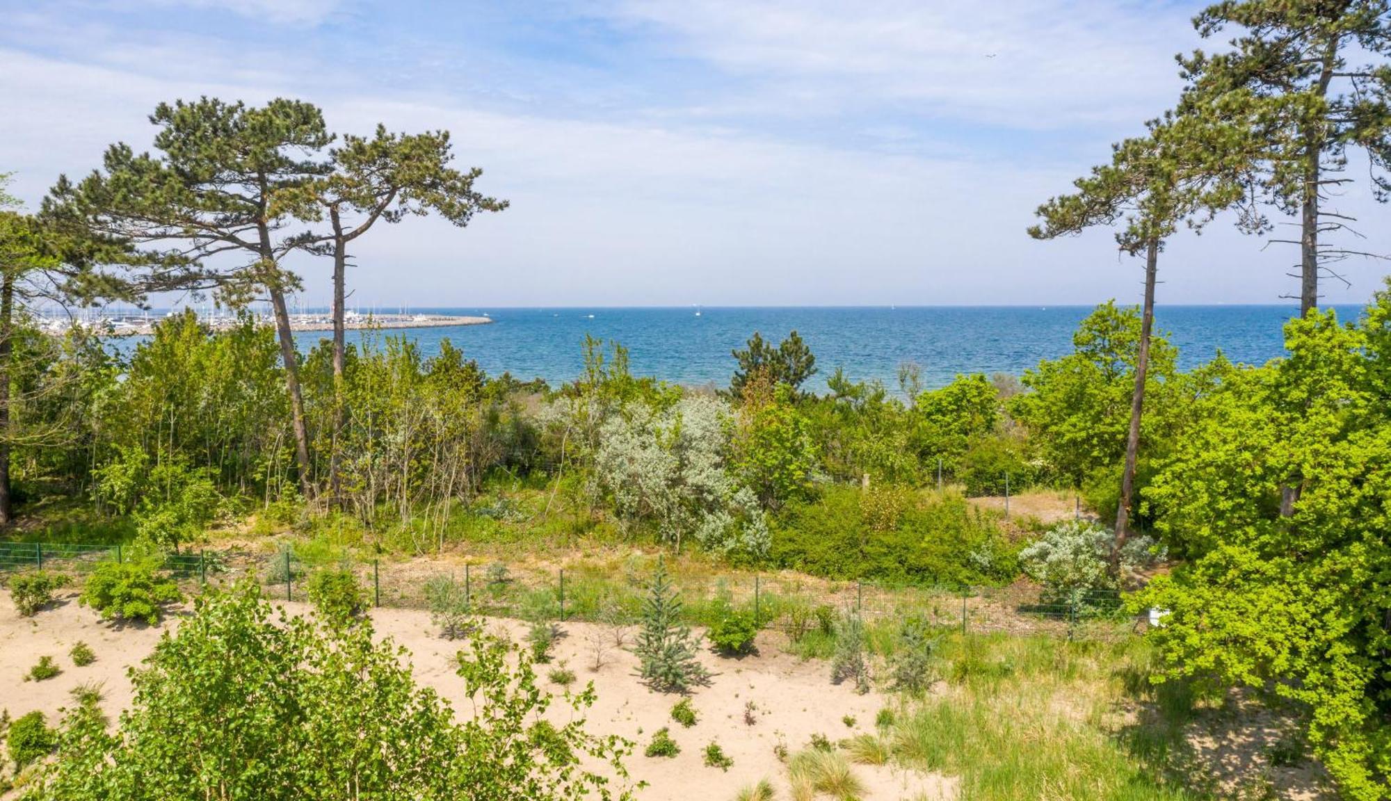 רוסטוק Villa Schmidt - Strandhaus Direkt Am Meer Mit Sauna, Sport Und Duenengarten II מראה חיצוני תמונה